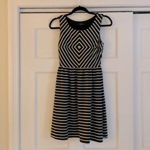 Black and white geometric patterned dress